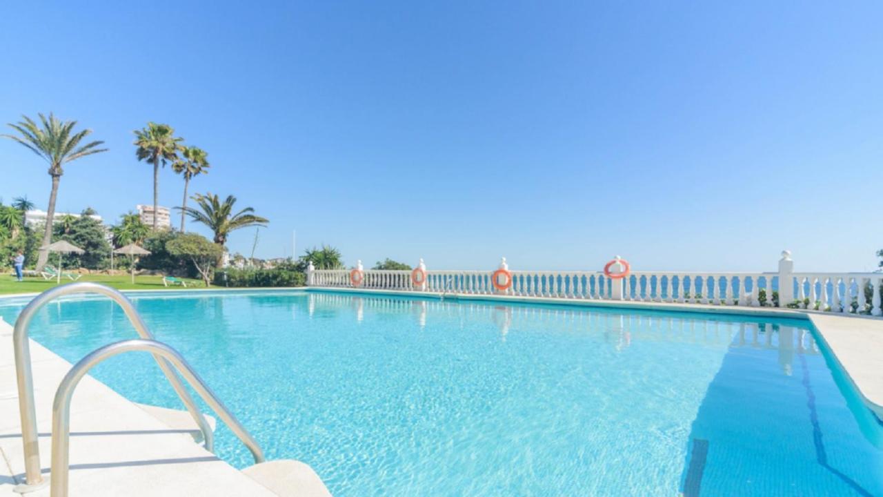 Urbanization On The Beach Front 1-3 La Cala De Mijas Extérieur photo